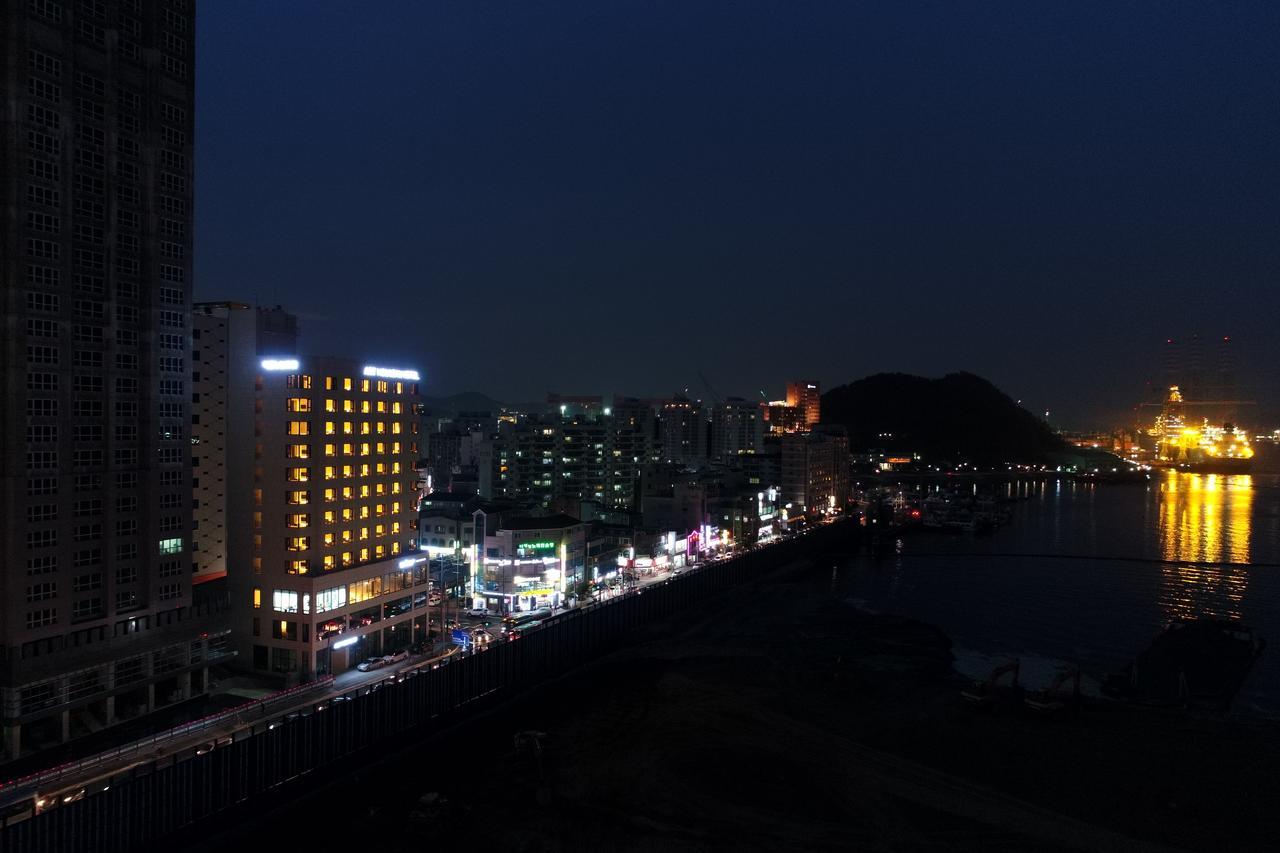 Geoje Artnouveau Suite Hotel Экстерьер фото
