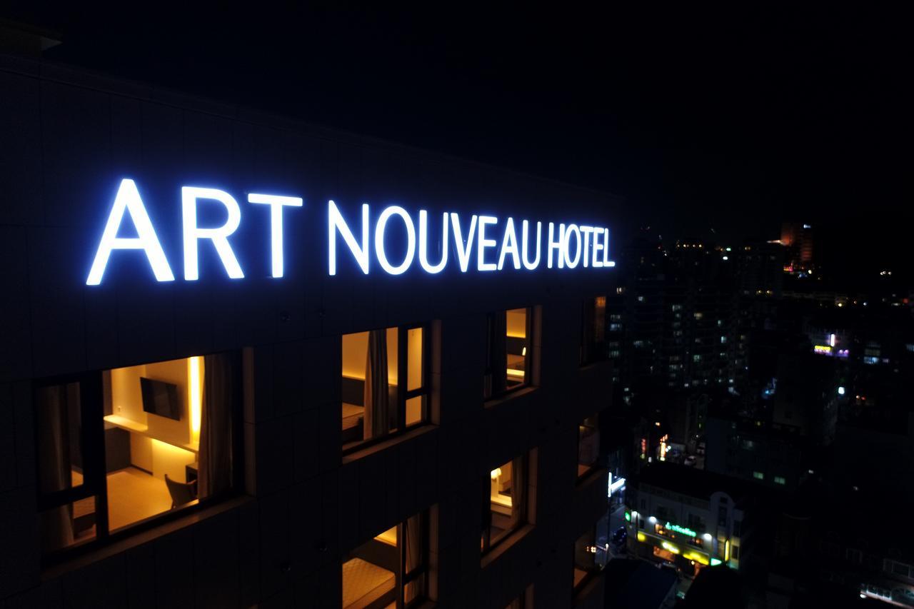 Geoje Artnouveau Suite Hotel Экстерьер фото