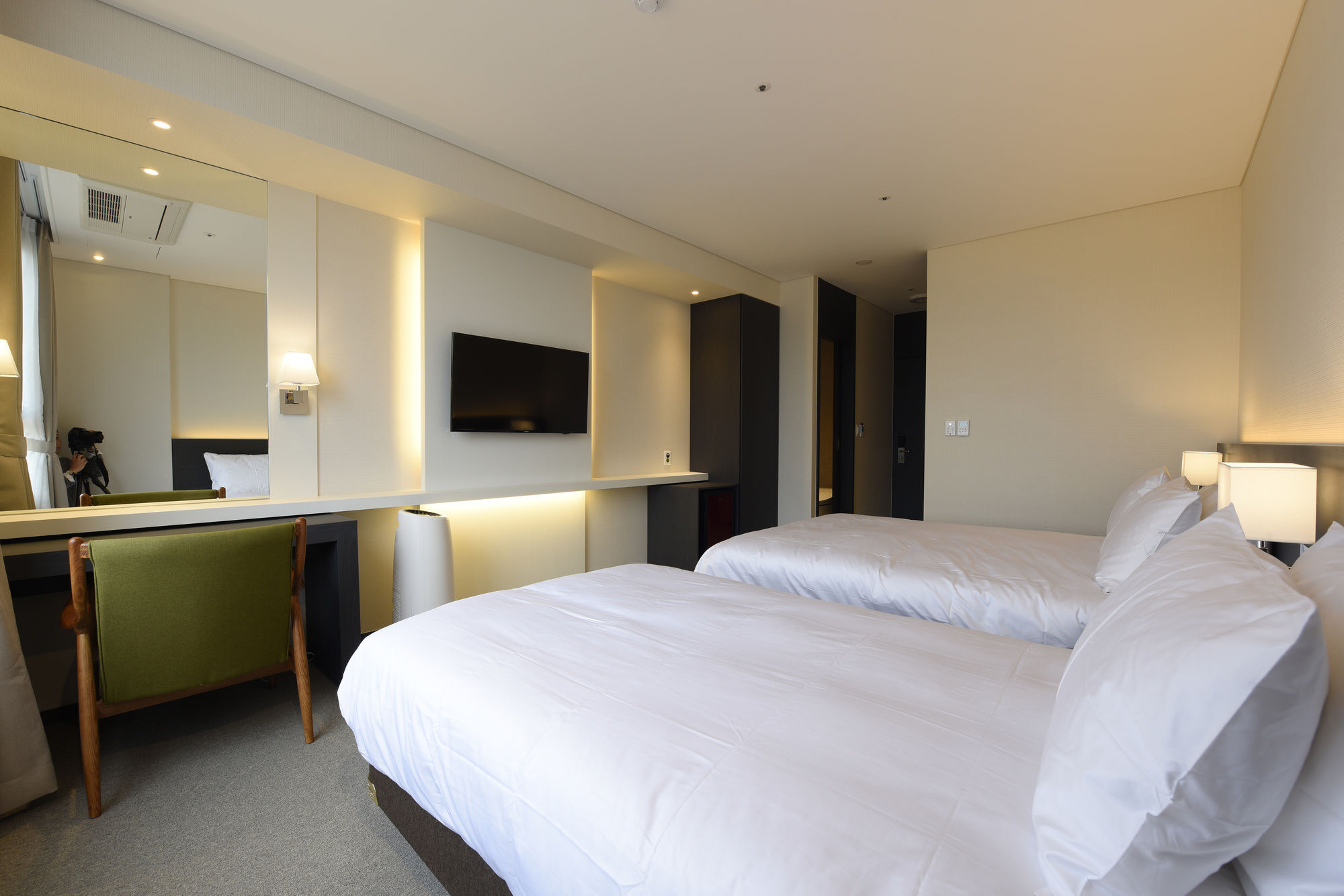 Geoje Artnouveau Suite Hotel Экстерьер фото